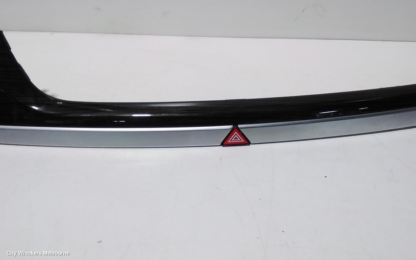HYUNDAI GENESIS, DH, 11/2014 - 01/2018, LH AIRVENT WITH TRIM: 94923