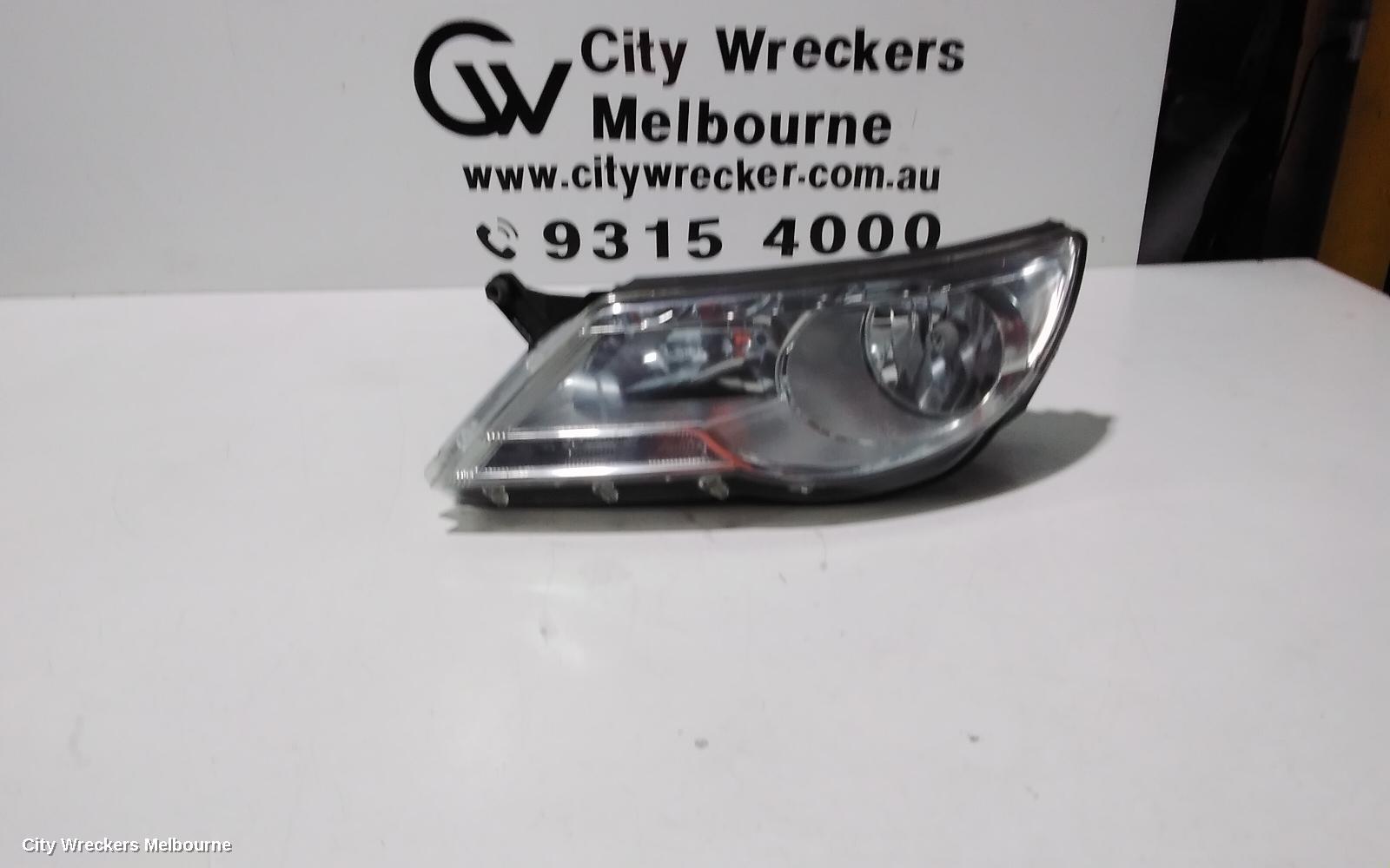 VOLKSWAGEN TIGUAN LEFT HEADLAMP, 5N, HALOGEN TYPE, 05/2008 - 06/2011