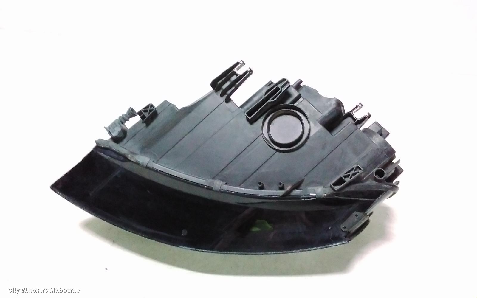 AUDI A4 RIGHT HEADLAMP, B8 8K, HALOGEN TYPE, 02/2008 - 06/2012