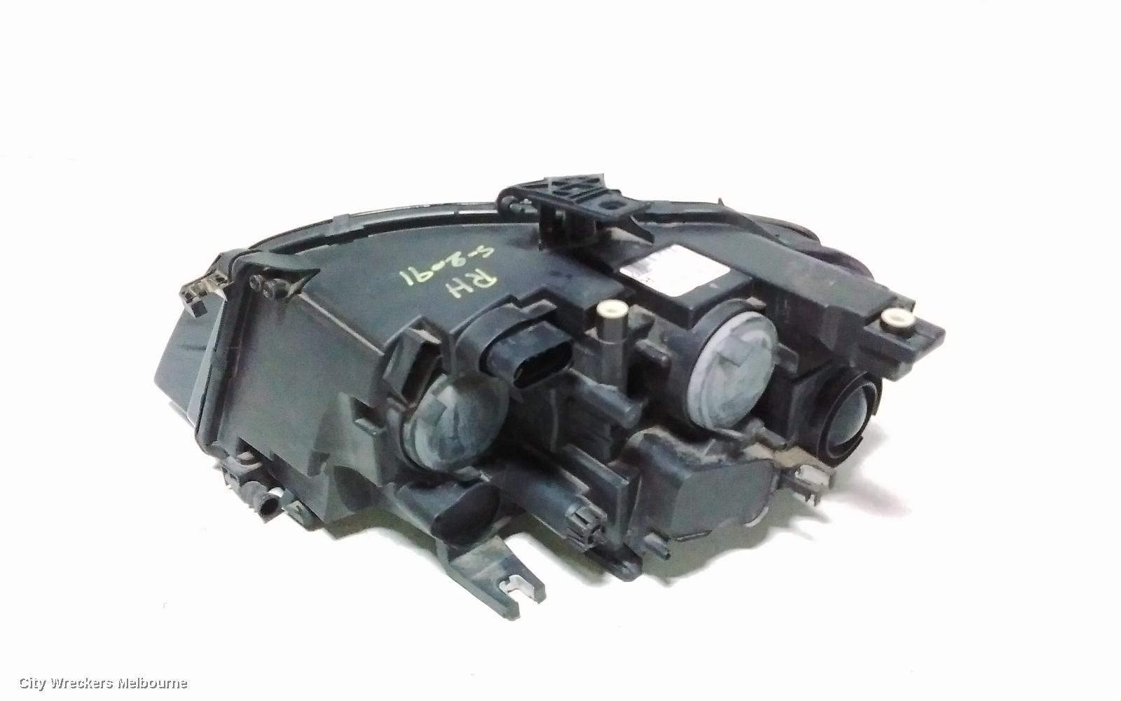 AUDI A4 RIGHT HEADLAMP, B8 8K, HALOGEN TYPE, 02/2008 - 06/2012