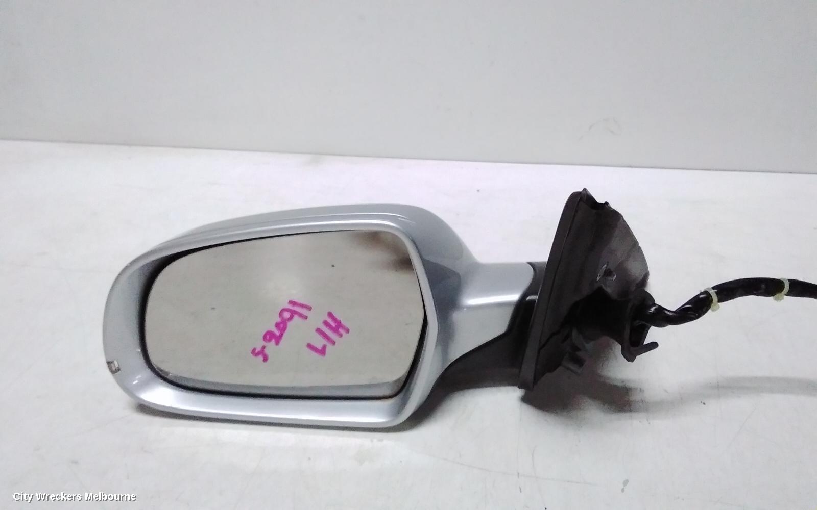 AUDI A4 LEFT DOOR MIRROR, B8 8K, A4, MANUAL FOLD, NO LANE CHANGE ASSIST TYPE, 1 PLUG (6 WIRE), 02/2008 - 05/2009