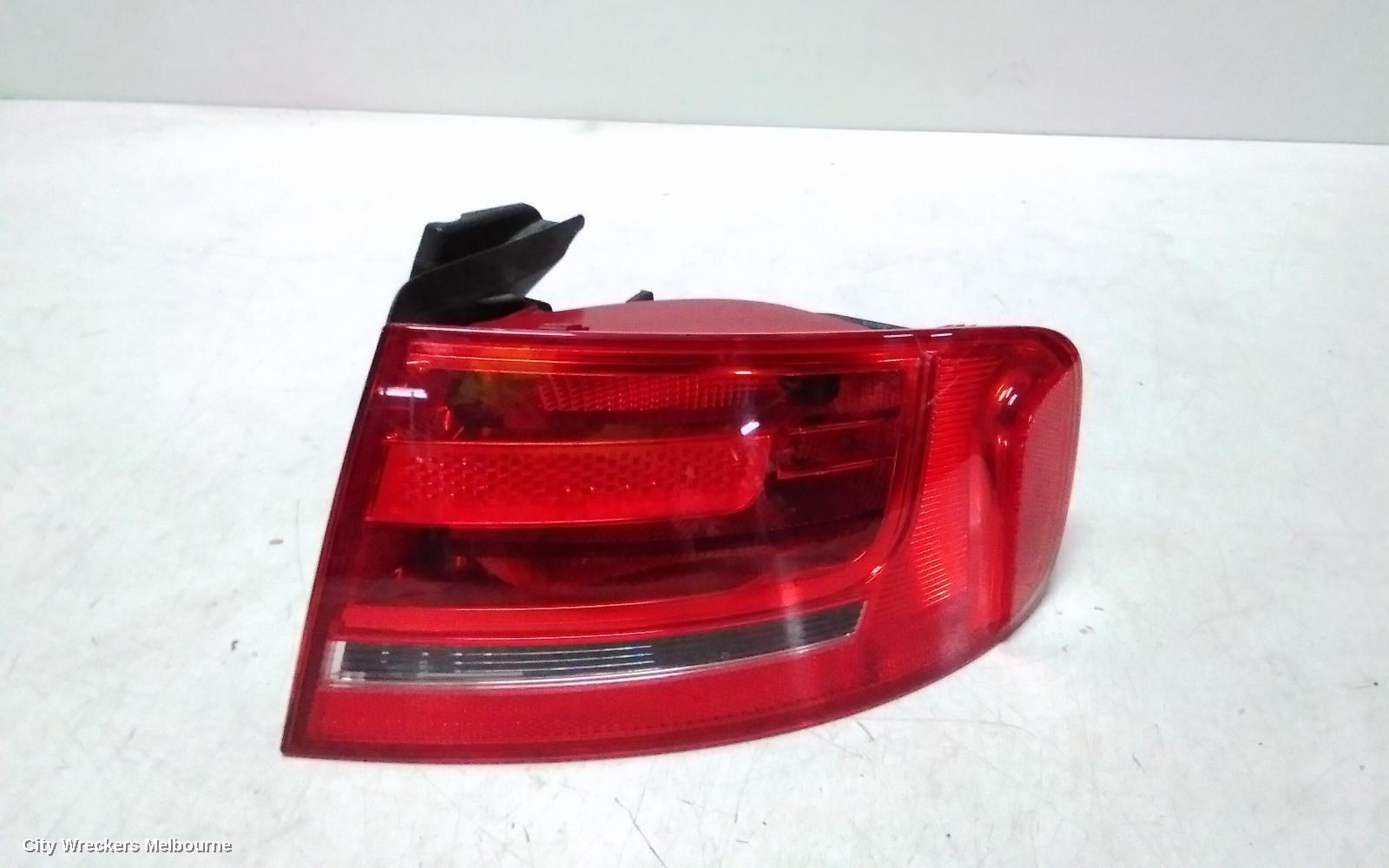 AUDI A4 RIGHT TAILLIGHT, B8 8K (A4), SEDAN, STANDARD TYPE, 02/2008 - 06/2012