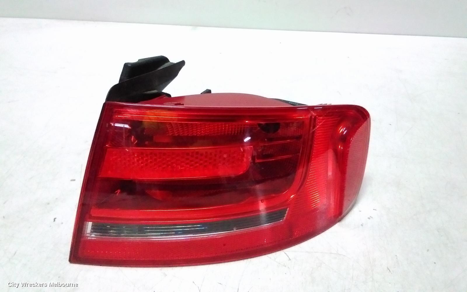 AUDI A4 RIGHT TAILLIGHT, B8 8K (A4), SEDAN, STANDARD TYPE, 02/2008 - 06/2012