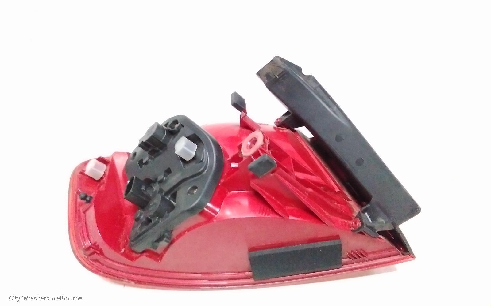 AUDI A4 RIGHT TAILLIGHT, B8 8K (A4), SEDAN, STANDARD TYPE, 02/2008 - 06/2012