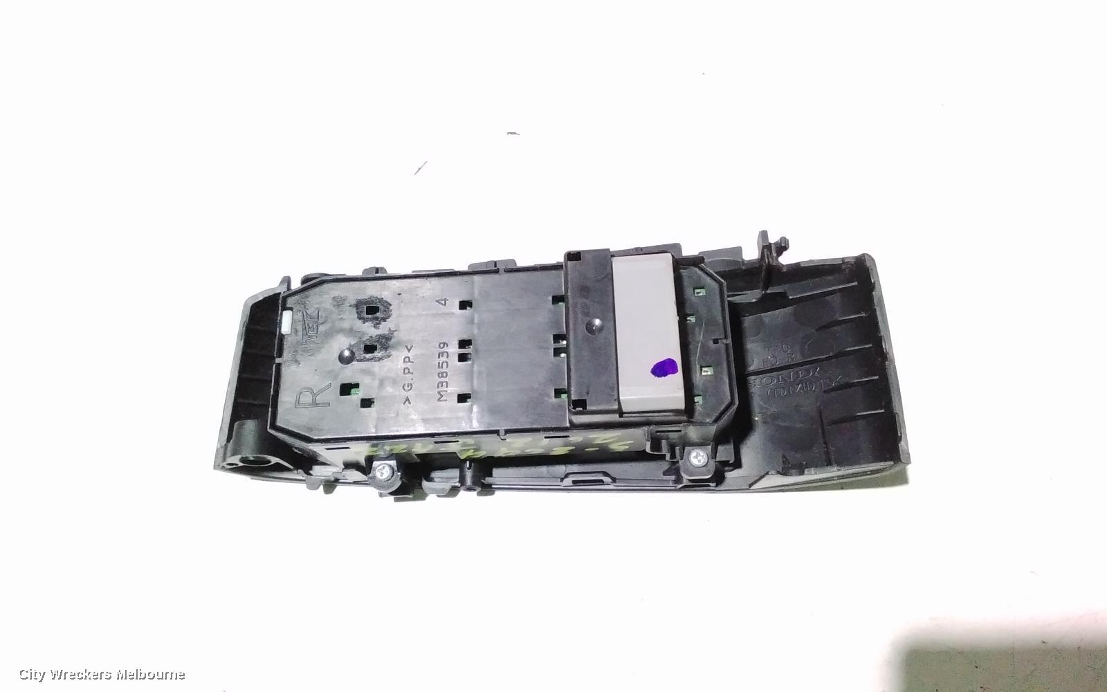 HONDA JAZZ PWR DR WIND SWITCH, RH FRONT (MASTER SWTICH), GE, 04/2011 - 06/2014
