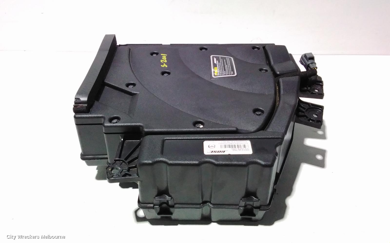 MAZDA CX9 RADIO/CD/DVD/SAT/TV, AMPLIFIER ONLY (ALL BOSE SYSTEM), P/N TD1466960, TB, 12/2007 - 12/2015
