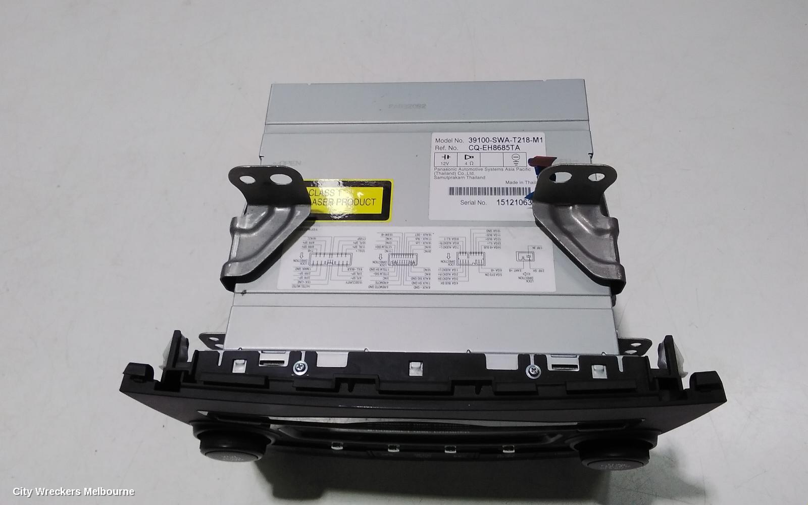 HONDA CRV RADIO/CD/DVD/SAT/TV, CD STACKER - 6 DISC IN DASH, RE, 03/2007 - 10/2012