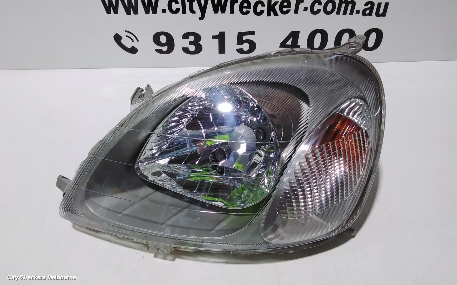 TOYOTA ECHO LEFT HEADLAMP, NCP10R, HATCH (GREY BASE), 10/1999 - 09/2002