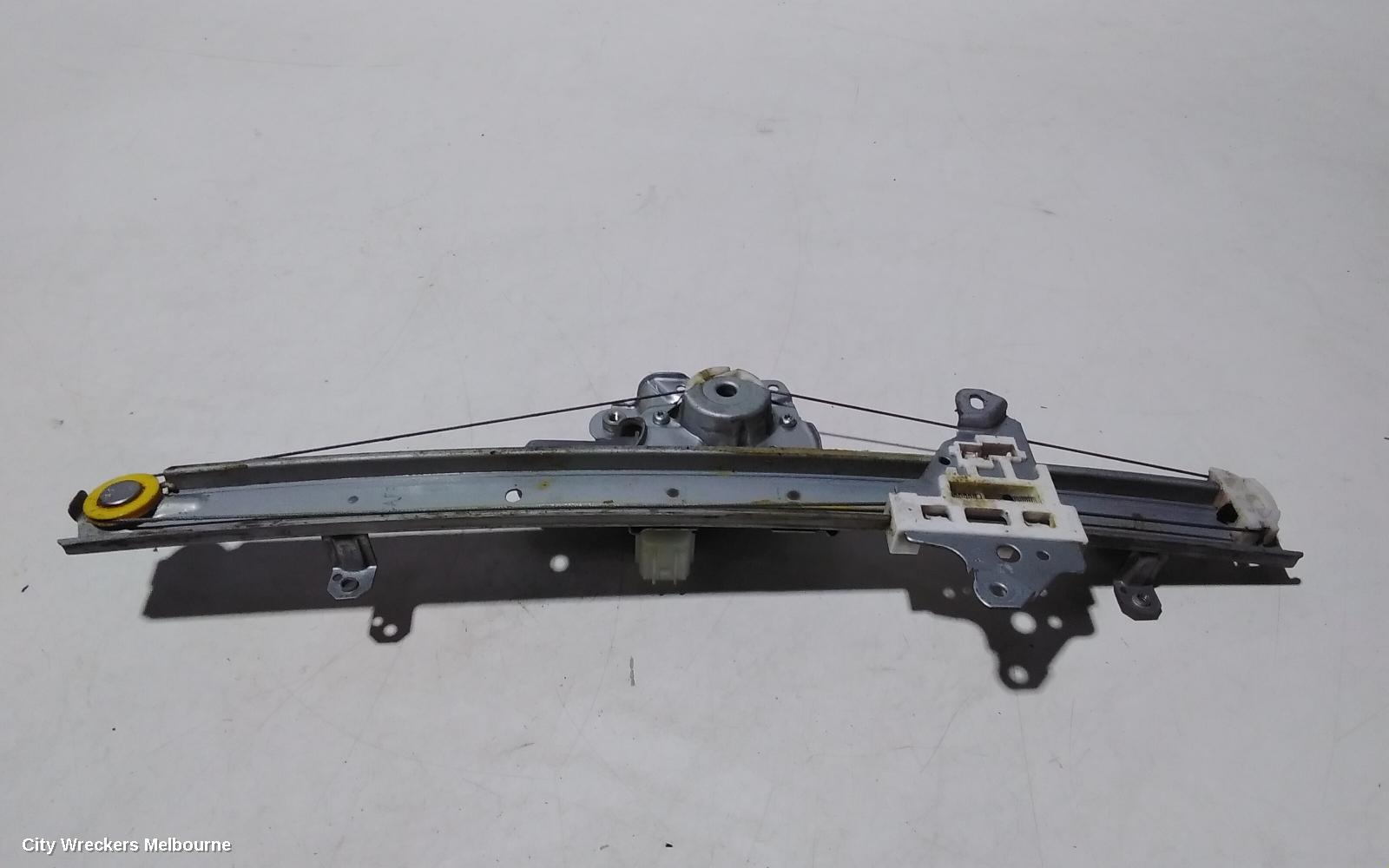 NISSAN XTRAIL RIGHT FRONT WINDOW REG/MOTOR, T32, 02/2014 ONWARDS