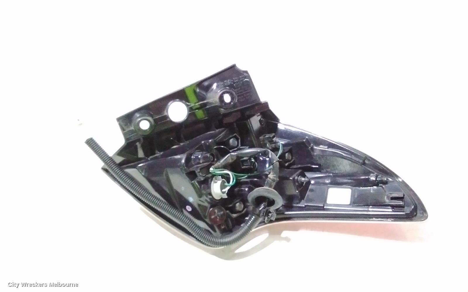 TOYOTA RAV4 LEFT TAILLIGHT, IN BODY, XA40, 10/2015 - 11/2018