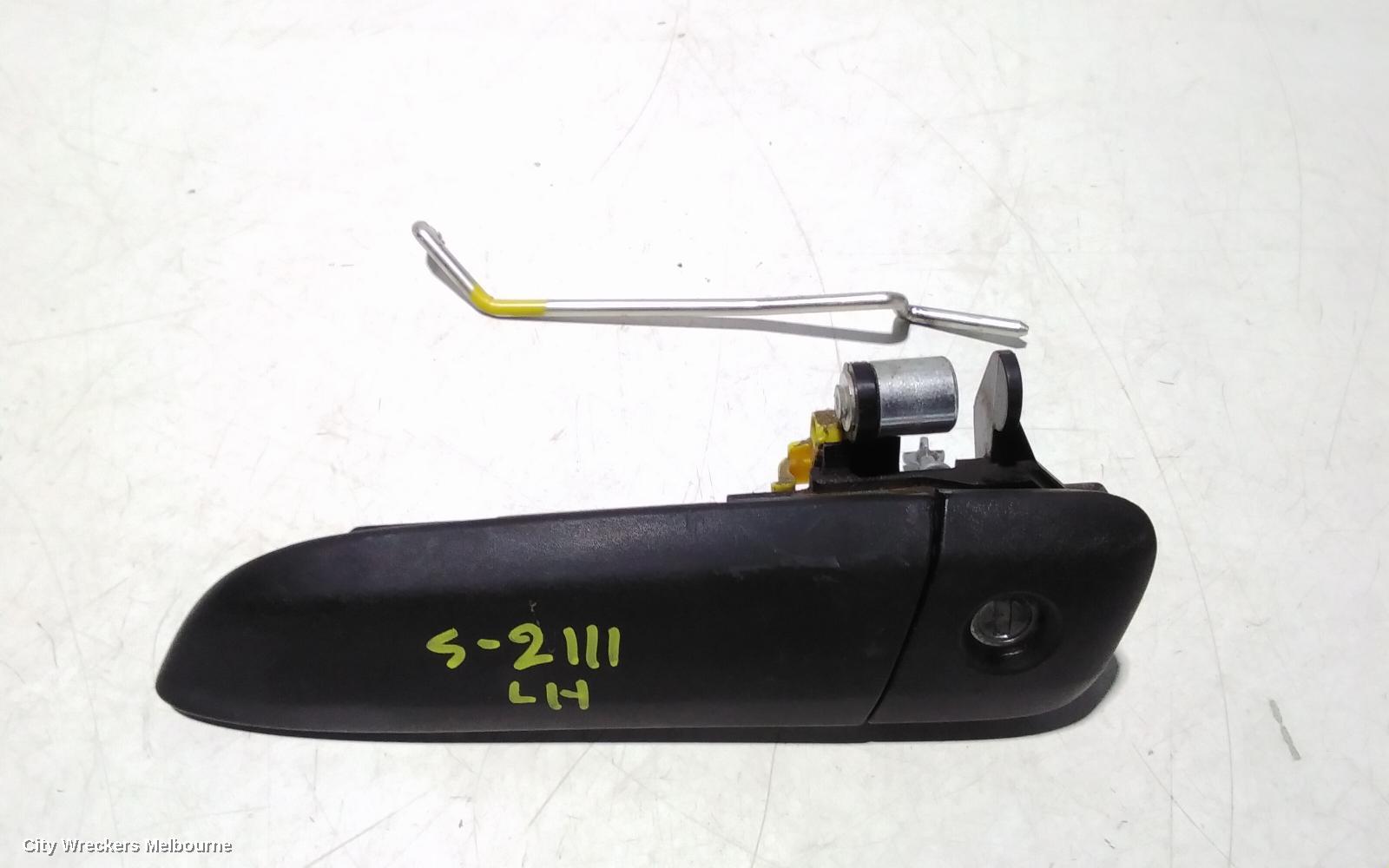 TOYOTA HIACE DOOR HANDLE, OUTER, LH FRONT, TRH/KDH, 03/2005 - 04/2019