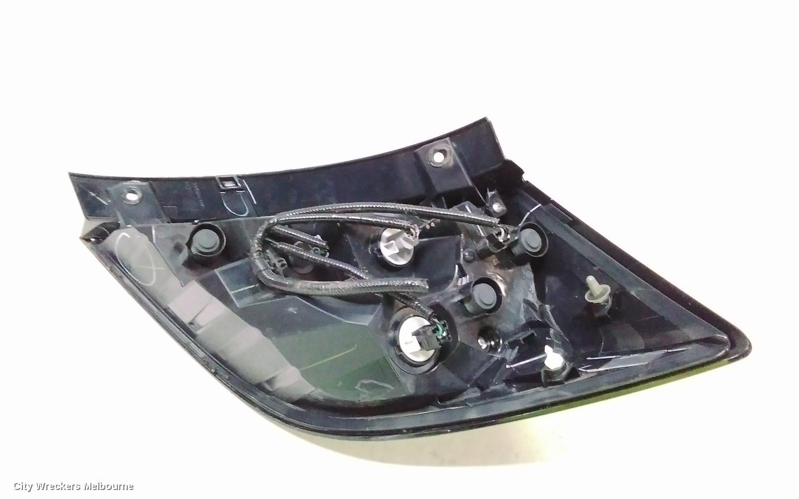 HONDA CIVIC LEFT TAILLIGHT, IN BODY, HATCH, 10TH GEN, LED TYPE, 02/2017 - 08/2021