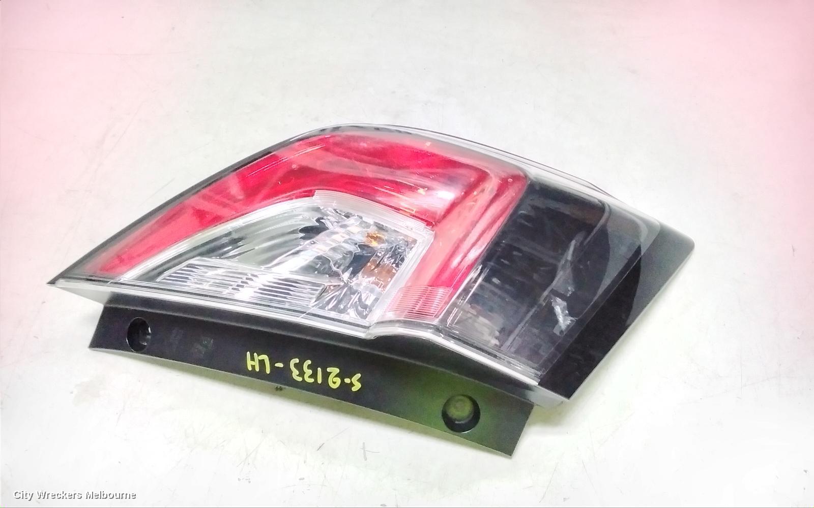 HONDA CIVIC LEFT TAILLIGHT, IN BODY, HATCH, 10TH GEN, LED TYPE, 02/2017 - 08/2021