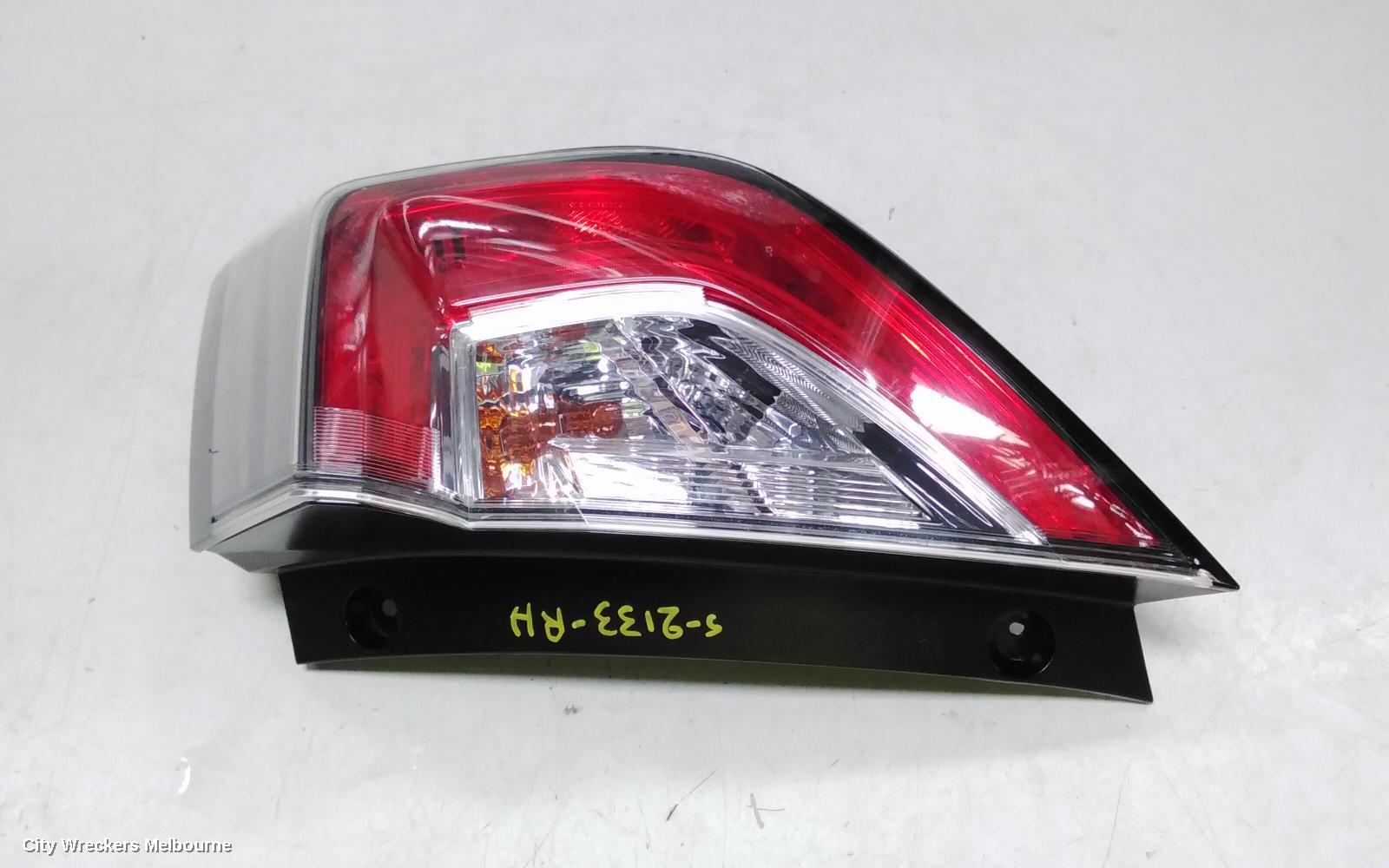 HONDA CIVIC RIGHT TAILLIGHT, IN BODY, HATCH, 10TH GEN, LED TYPE, 02/2017 - 08/2021