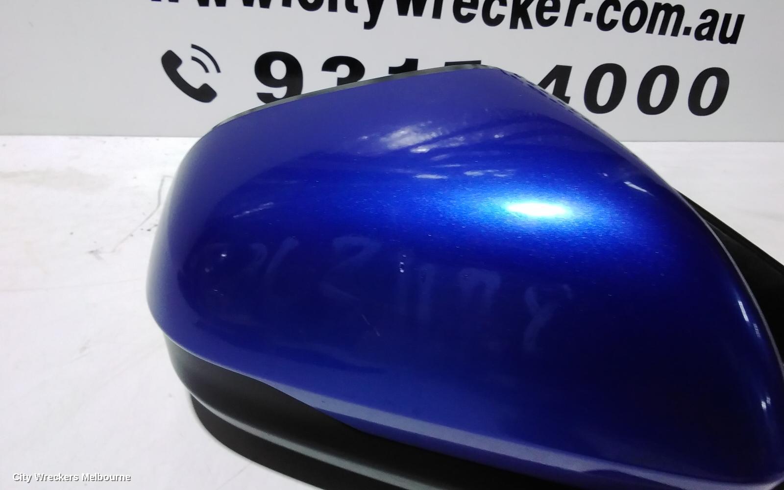 HONDA HRV RIGHT DOOR MIRROR, RU5, VTI-S, COLOUR CODED, MANUAL FOLD, NON CAMERA TYPE, 12/2014 - 10/2021