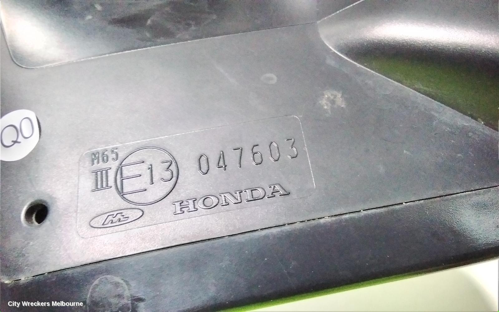 HONDA HRV LEFT DOOR MIRROR, RU5, VTI-S, COLOUR CODED, MANUAL FOLD, W/ CAMERA TYPE, 07/2018 - 10/2021