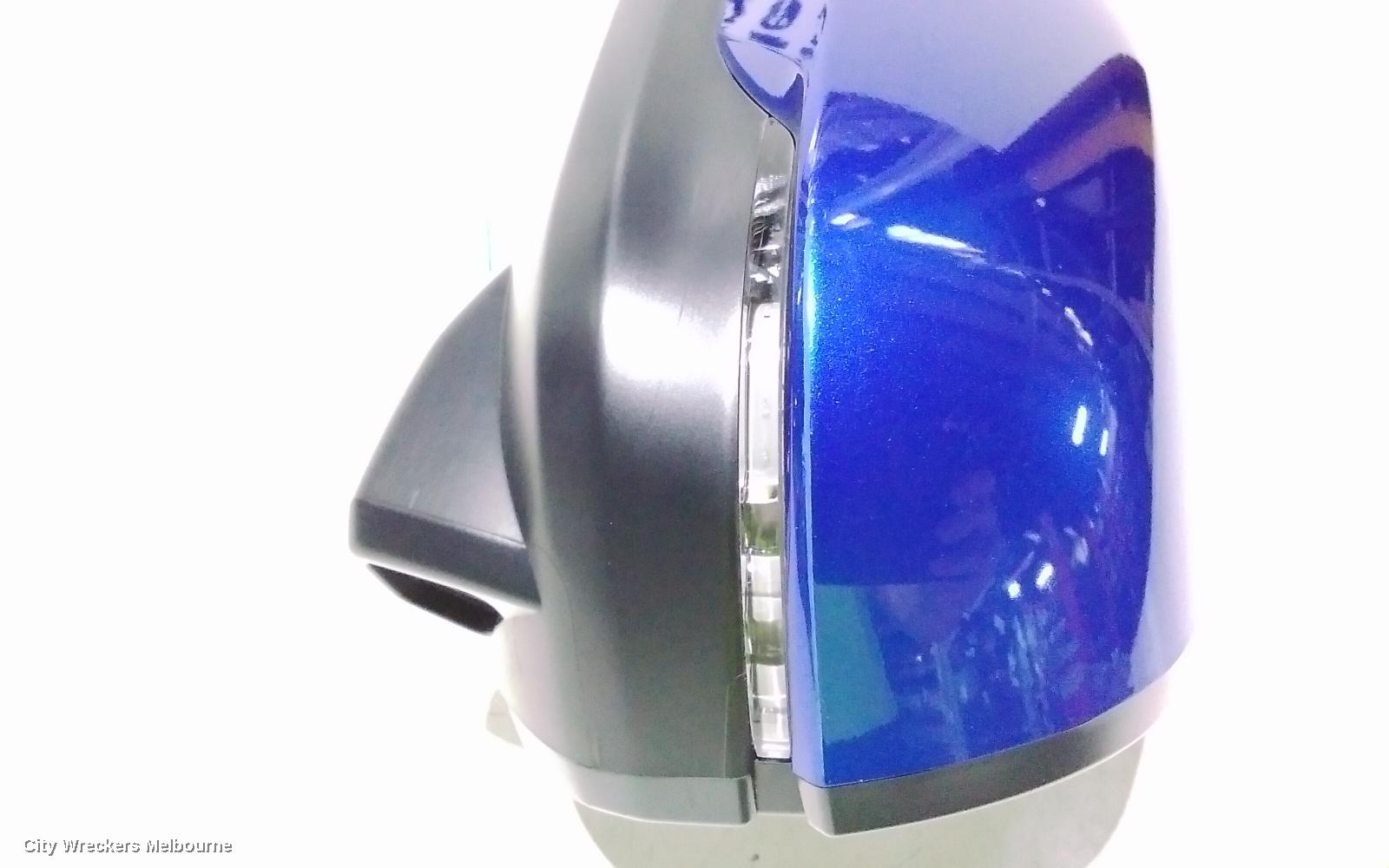 HONDA HRV LEFT DOOR MIRROR, RU5, VTI-S, COLOUR CODED, MANUAL FOLD, W/ CAMERA TYPE, 07/2018 - 10/2021