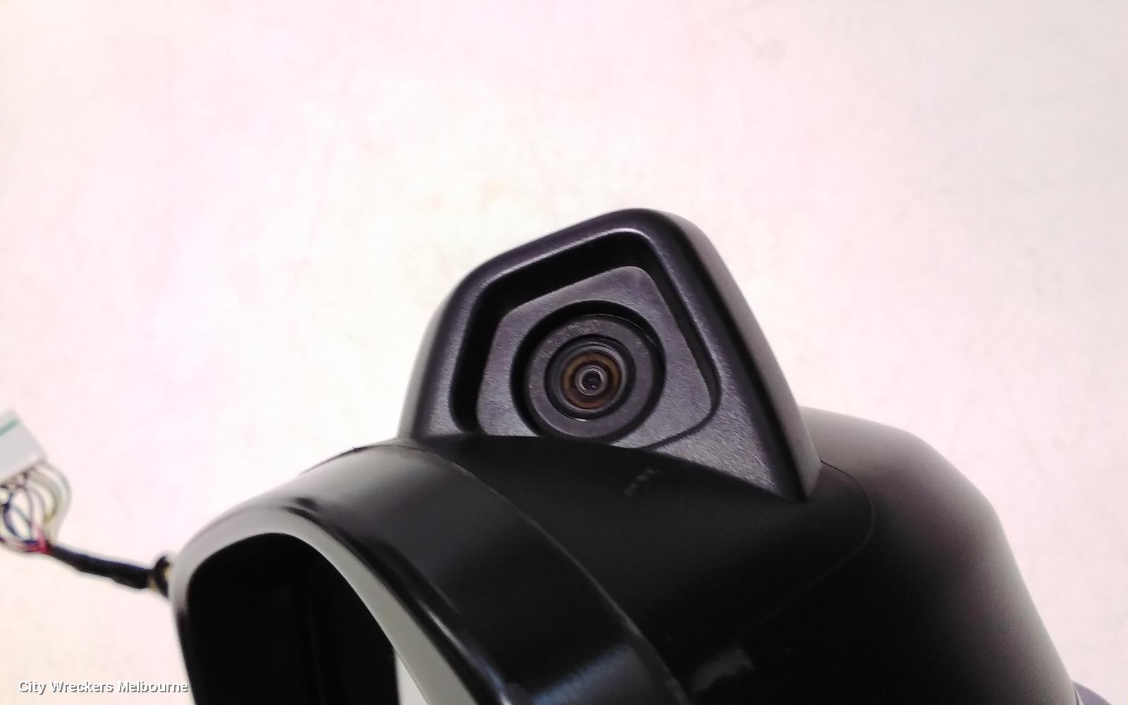 HONDA HRV LEFT DOOR MIRROR, RU5, VTI-S, COLOUR CODED, MANUAL FOLD, W/ CAMERA TYPE, 07/2018 - 10/2021