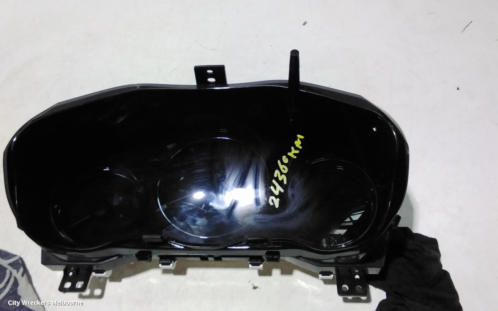 HONDA HRV INSTRUMENT CLUSTER, PETROL, AUTO T/M, RU5, 12/2014 - 10/2021