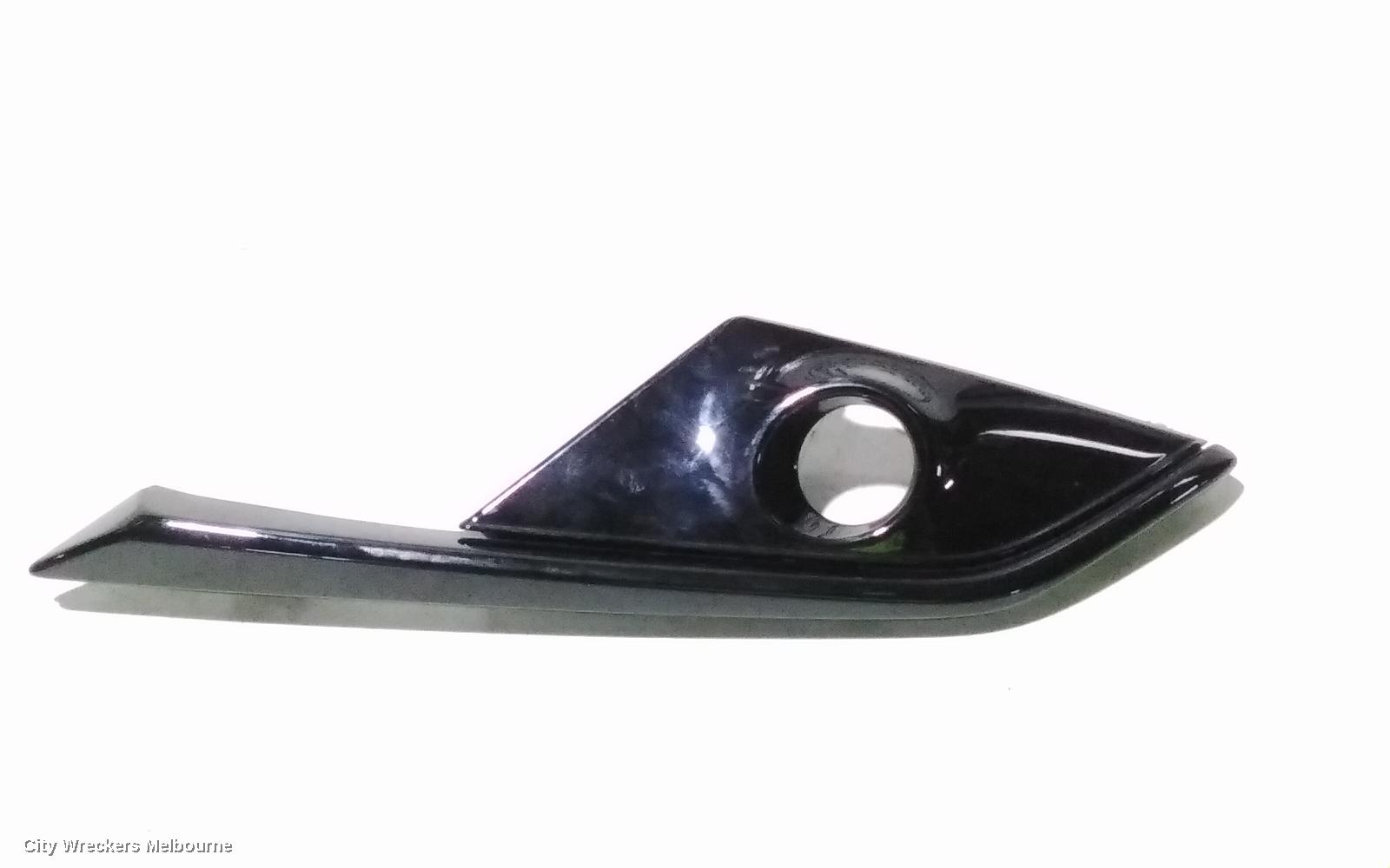 MAZDA CX3 LEFT INDICATOR/FOG/SIDE, BUMPER FOGLAMP, DK, 06/2018 ONWARDS