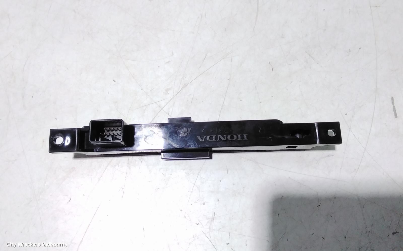 HONDA HRV, RU, 12/2014 - 10/2021, GEAR SHIFTER SIGN MARK: 95234