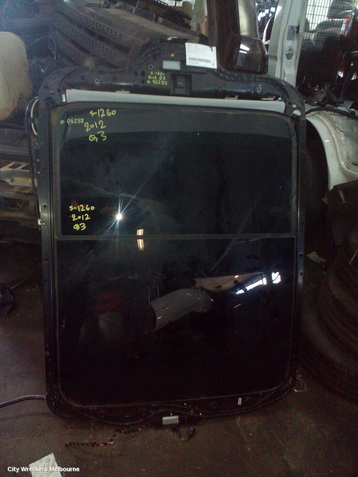 AUDI Q3 ROOF GLASS/SUNROOF/T, DUAL GLASS SUNROOF, 8U, 03/2012 - 12/2018