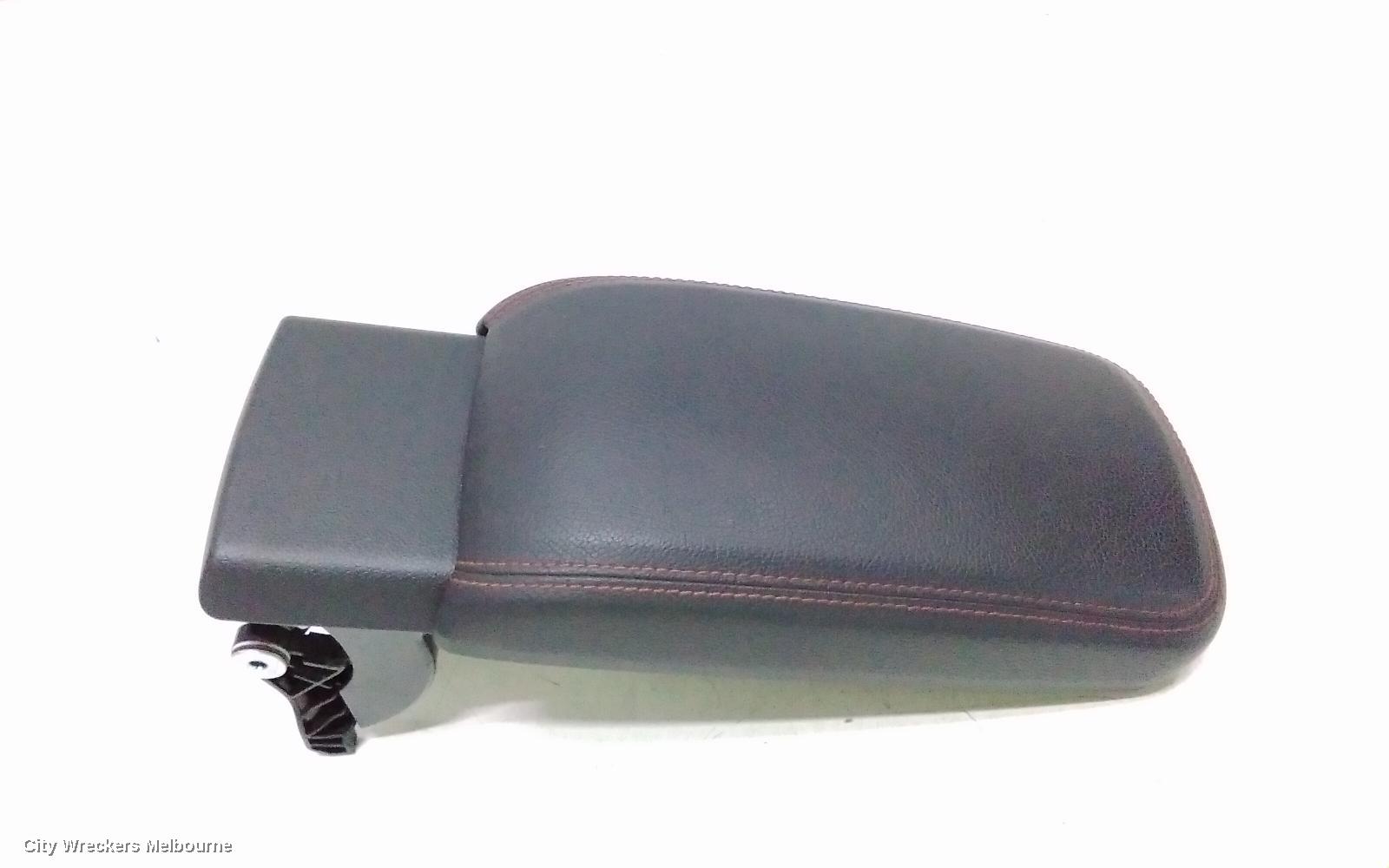 MERCEDES CLA CLASS CONSOLE, C117, 10/2013 - 02/2019