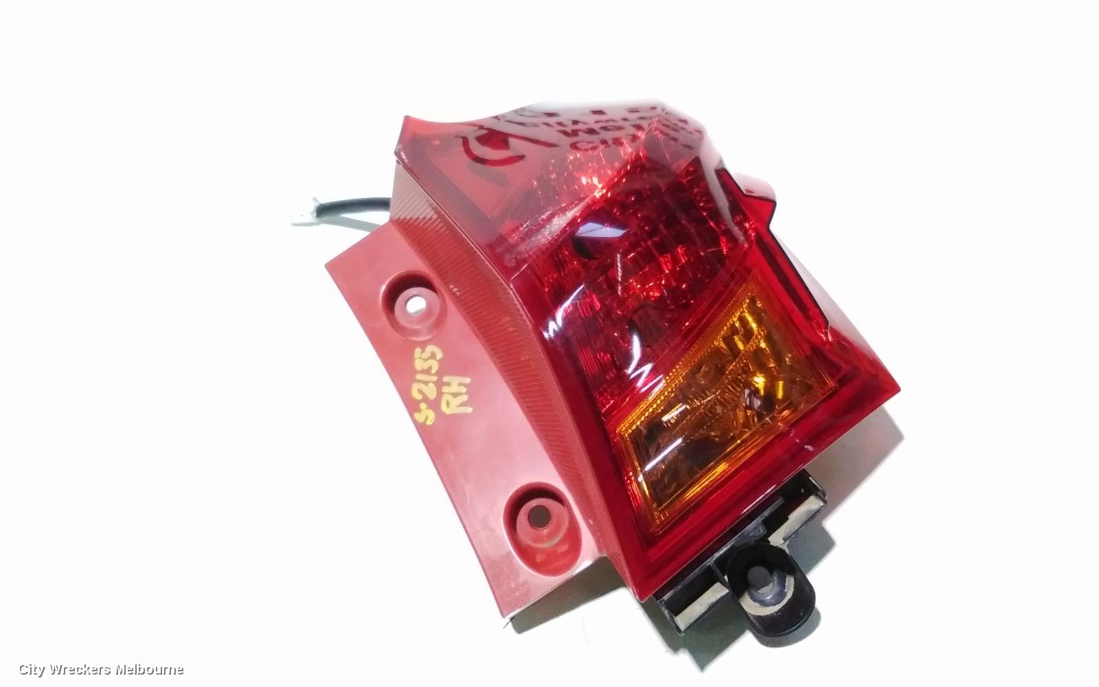 TOYOTA COROLLA RIGHT TAILLIGHT, ZRE182R/ZWE186R, HATCH, 10/2012 - 03/2015