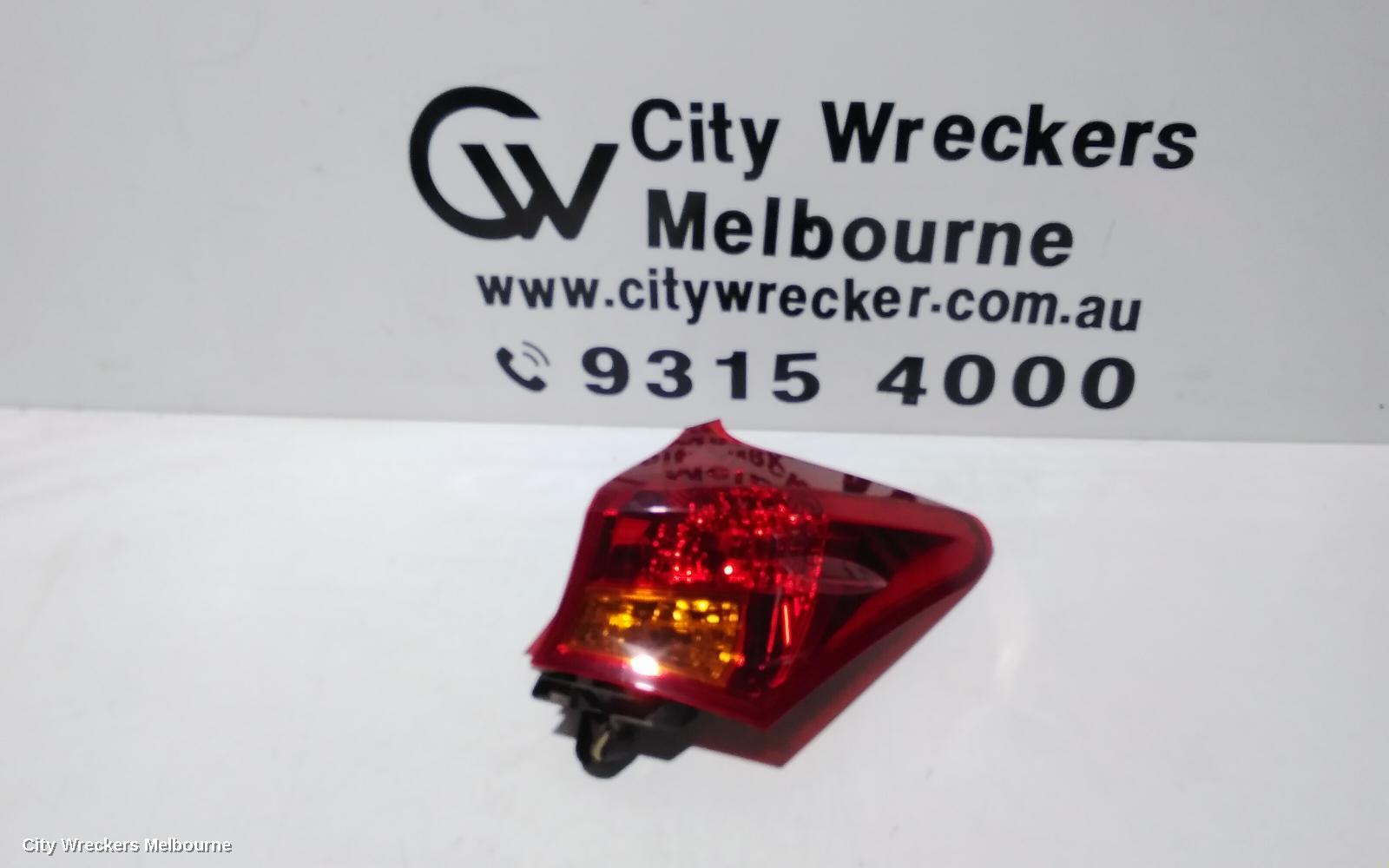 TOYOTA COROLLA RIGHT TAILLIGHT, ZRE182R/ZWE186R, HATCH, 10/2012 - 03/2015