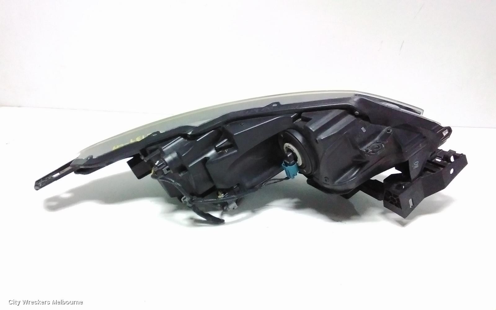 HONDA HRV LEFT HEADLAMP, RU5, VTI-S/VTI-L, LED TYPE, 12/2014 - 06/2018