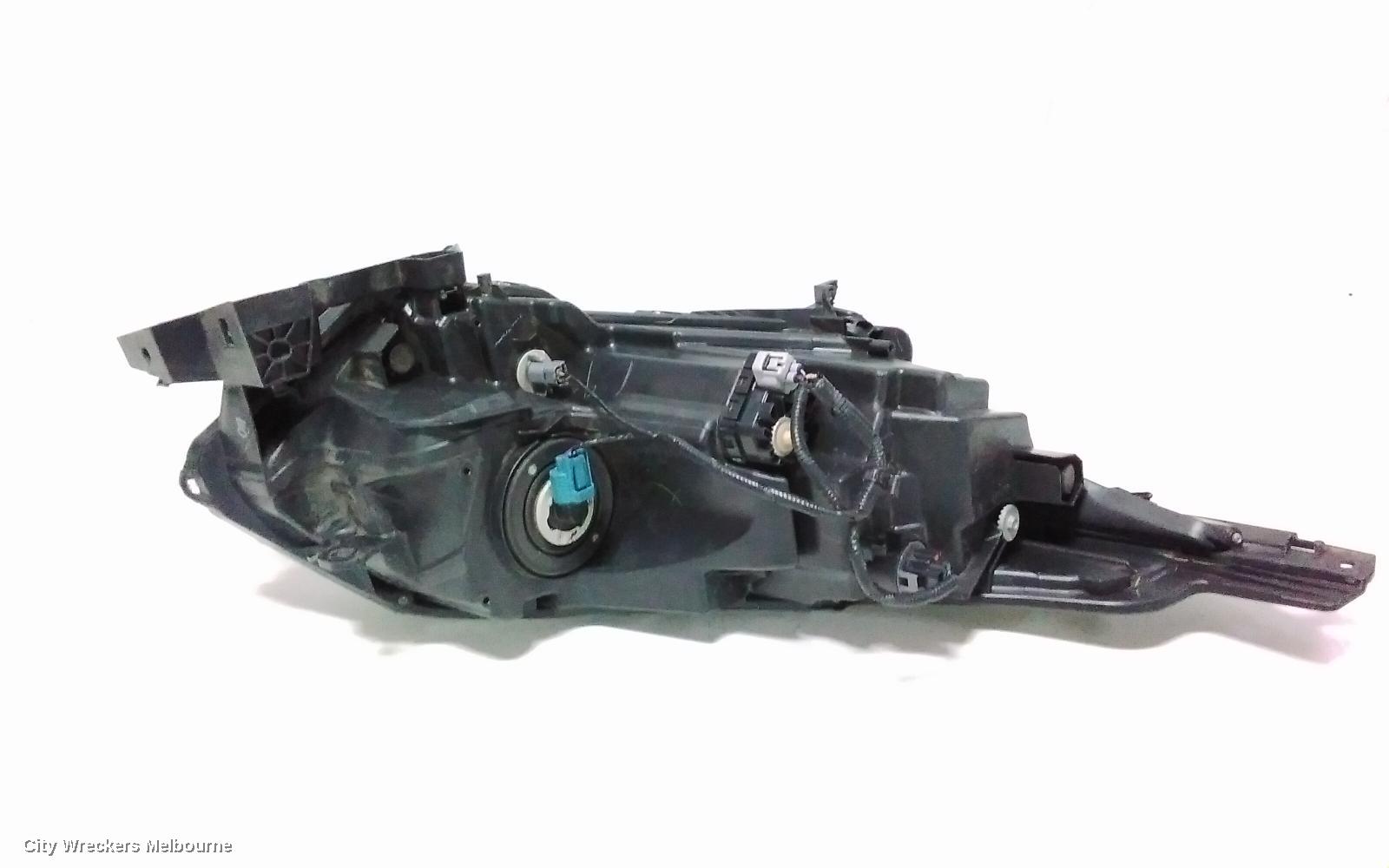 HONDA HRV LEFT HEADLAMP, RU5, VTI-S/VTI-L, LED TYPE, 12/2014 - 06/2018