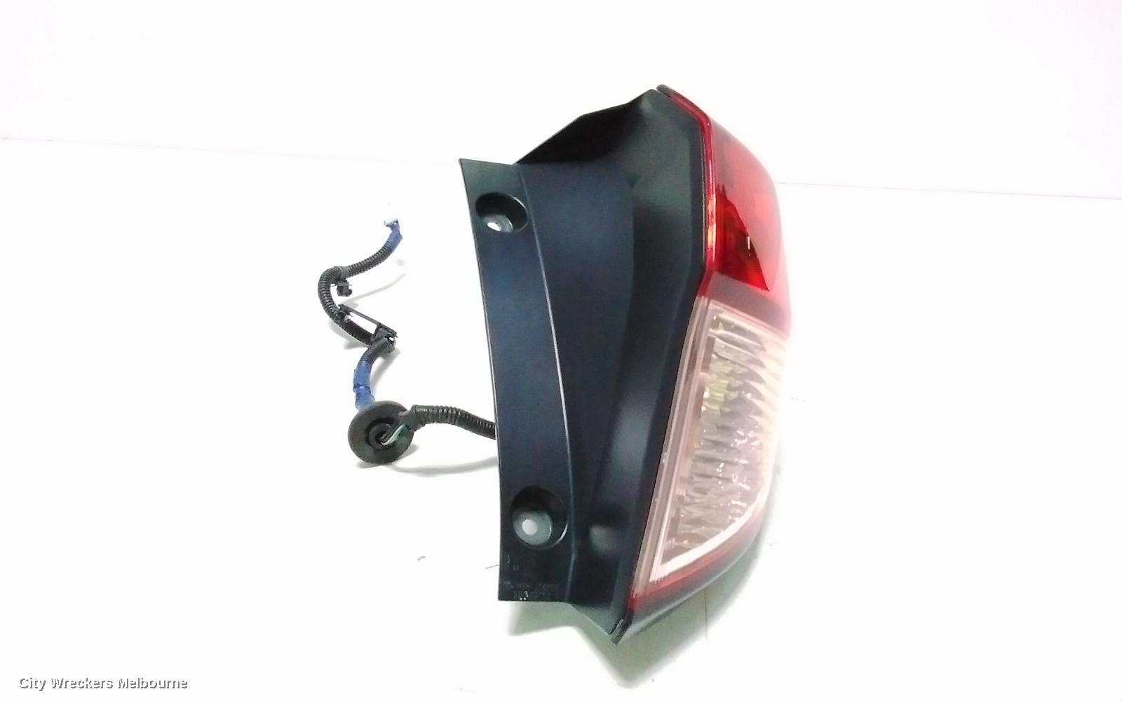 HONDA HRV RIGHT TAILLIGHT, RU5, VTI-S/VTI-L, OPTICAL GUIDE TYPE, 12/2014 - 06/2018