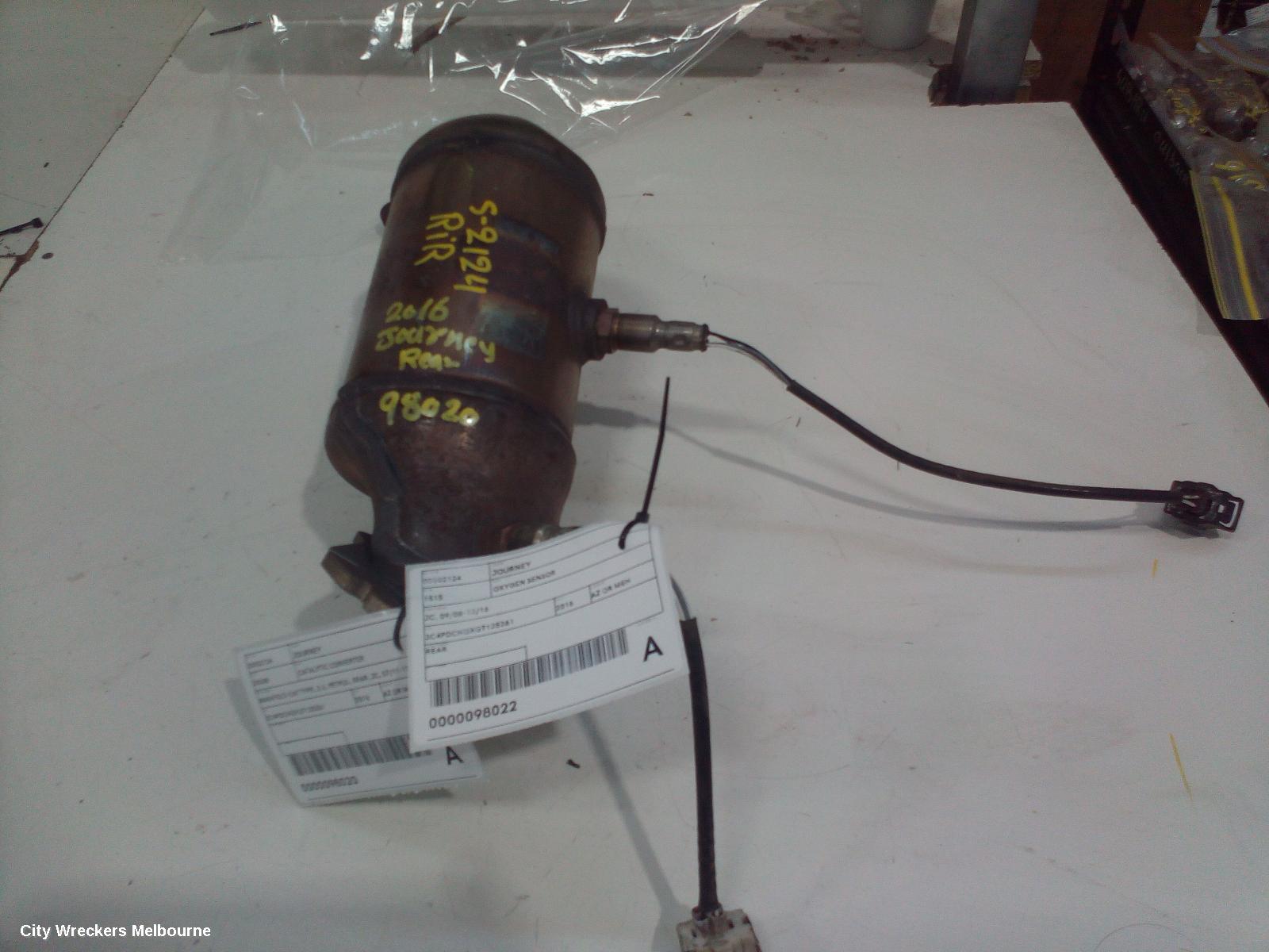DODGE JOURNEY CATALYTIC CONVERTER, MANIFOLD-CAT TYPE, 3.6, PETROL, REAR, JC, 07/2011 - 12/2016