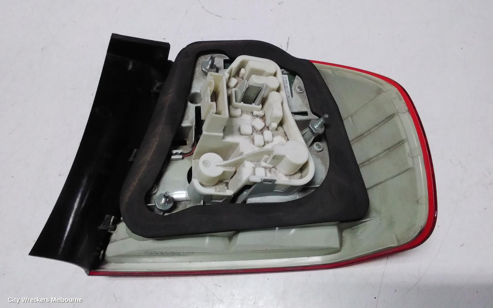 BMW 3 SERIES LEFT TAILLIGHT, E90, SEDAN, LED TYPE, 11/2008 - 01/2012