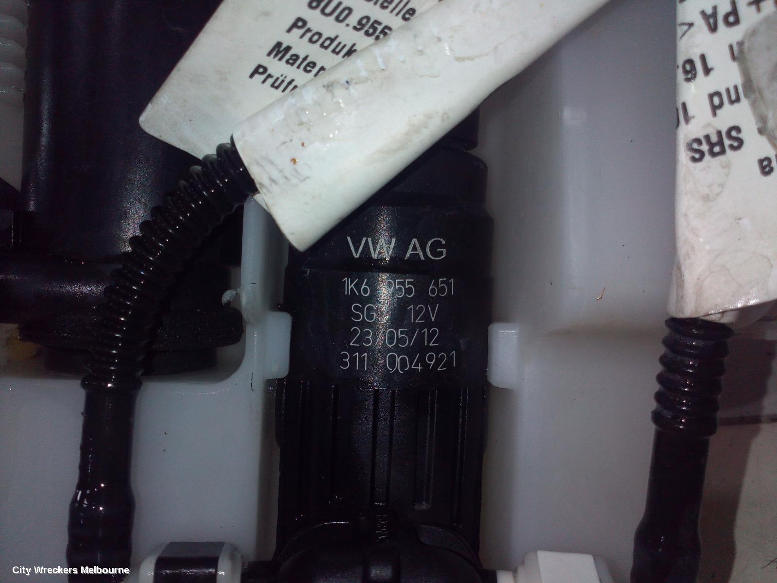 AUDI Q3 WASHER BOTTLE, 8U, Q3/RSQ3, W/ H/LAMP WASHER TYPE, 03/2012 - 12/2018