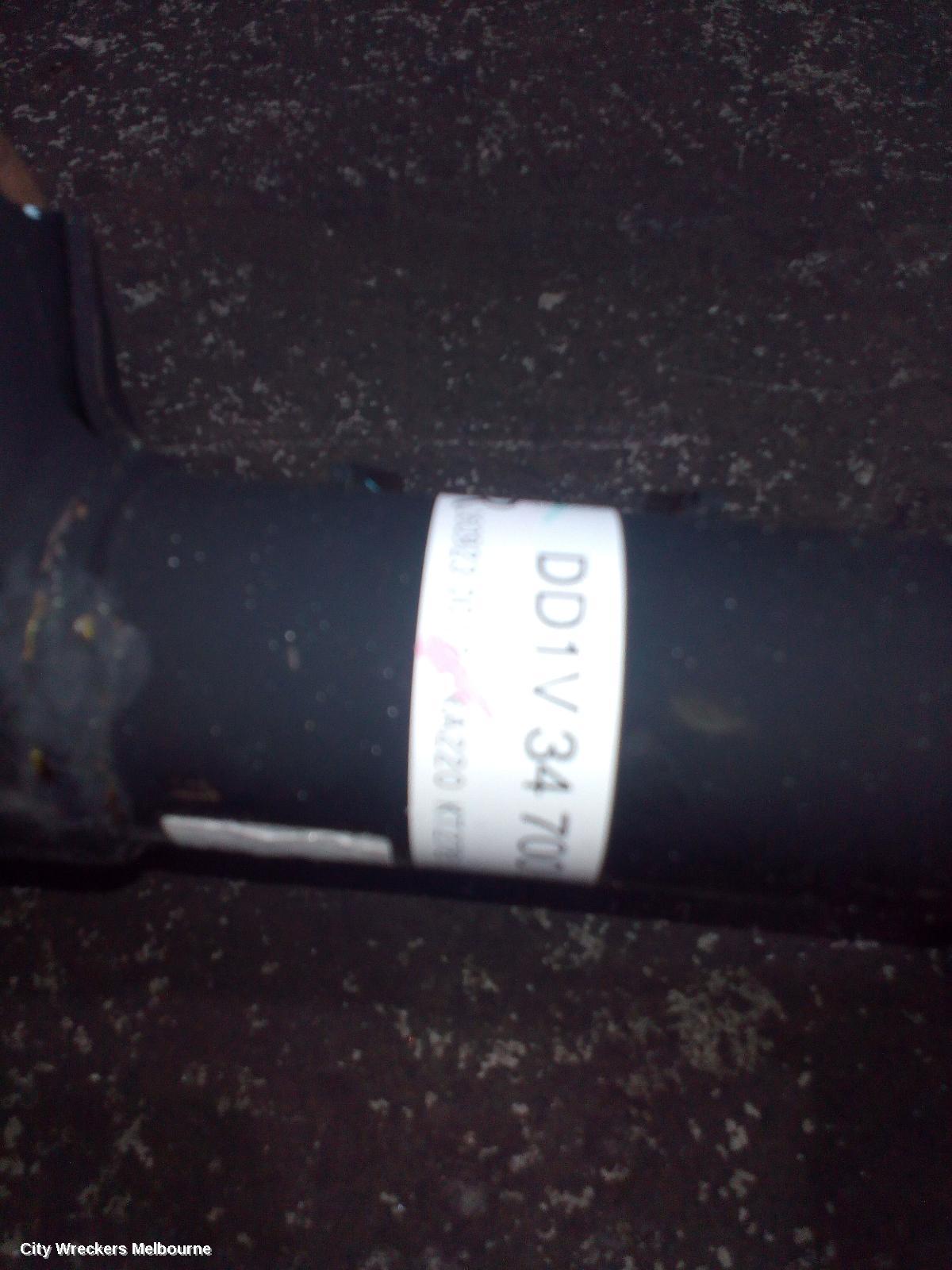 MAZDA CX3 RIGHT FRONT STRUT, DK, 2WD, 03/2015 - 02/2017