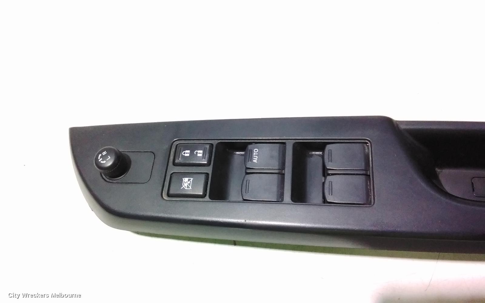 SUZUKI SWIFT PWR DR WIND SWITCH, RH FRONT (MASTER SWITCH), RS415/RS416, 09/2004 - 02/2011