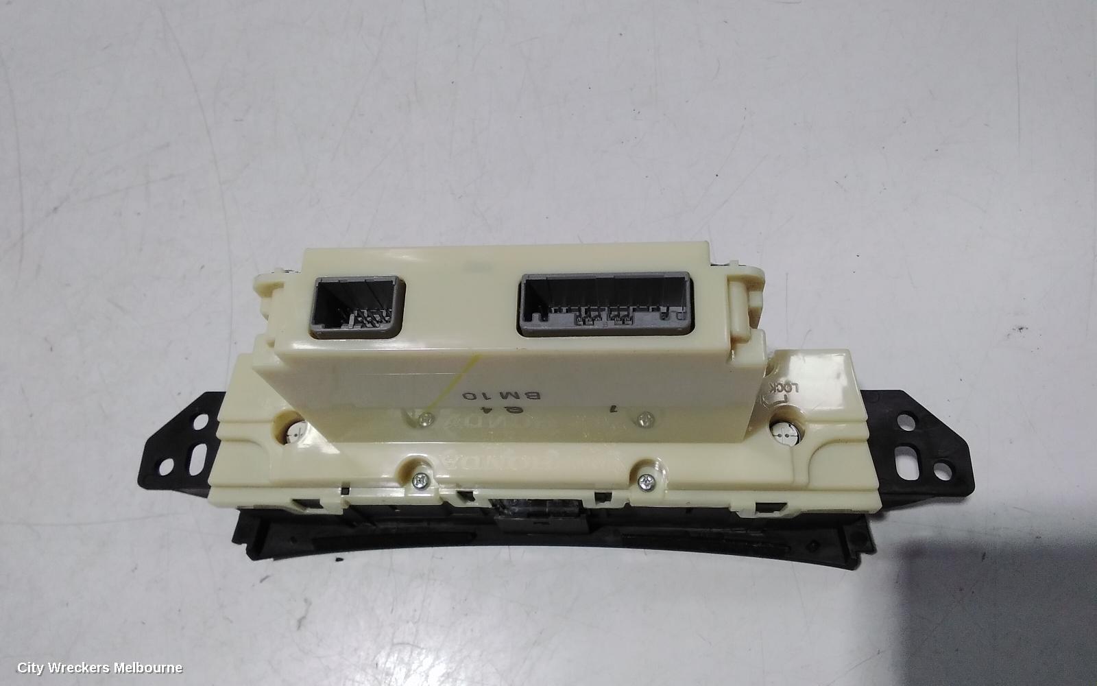 HONDA ACCORD HEATER/AC CONTROLS, 8TH GEN, EURO (VIN JHMCU), 06/2008 - 12/2015