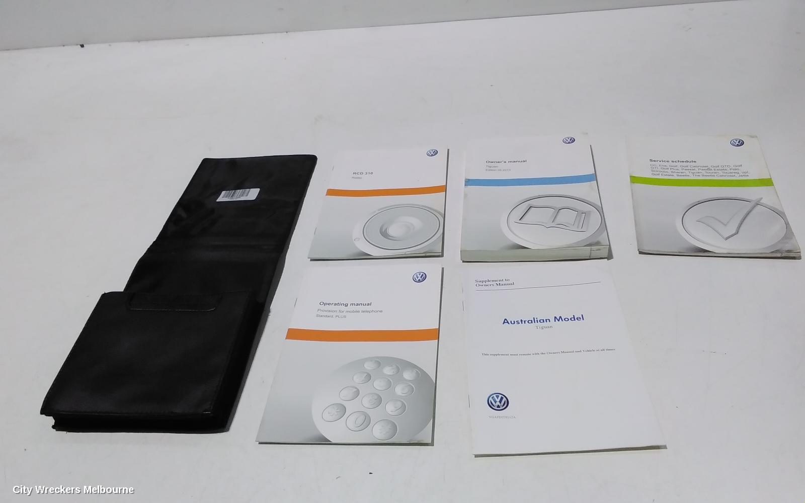 VOLKSWAGEN TIGUAN OWNERS HANDBOOK, 5N, PETROL, 07/2011 - 08/2016
