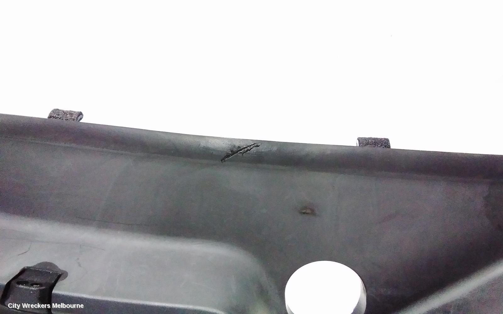 RENAULT KALEOS PLENUM CHAMBER, H45 11/2011 - 08/2013