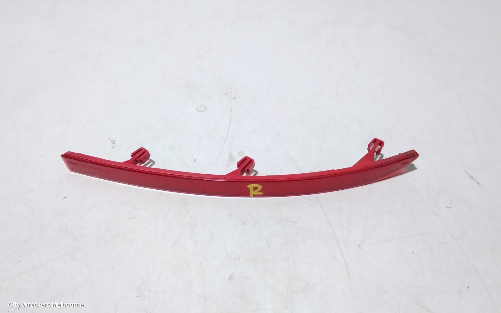 VOLKSWAGEN TIGUAN RIGHT TAILLIGHT, BUMPER REFLECTOR, 5N, 05/2008 - 08/2016