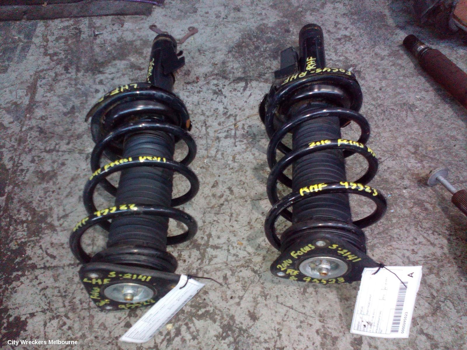 FORD FOCUS RIGHT FRONT STRUT, LV, ZETEC, 11/2008 - 07/2011