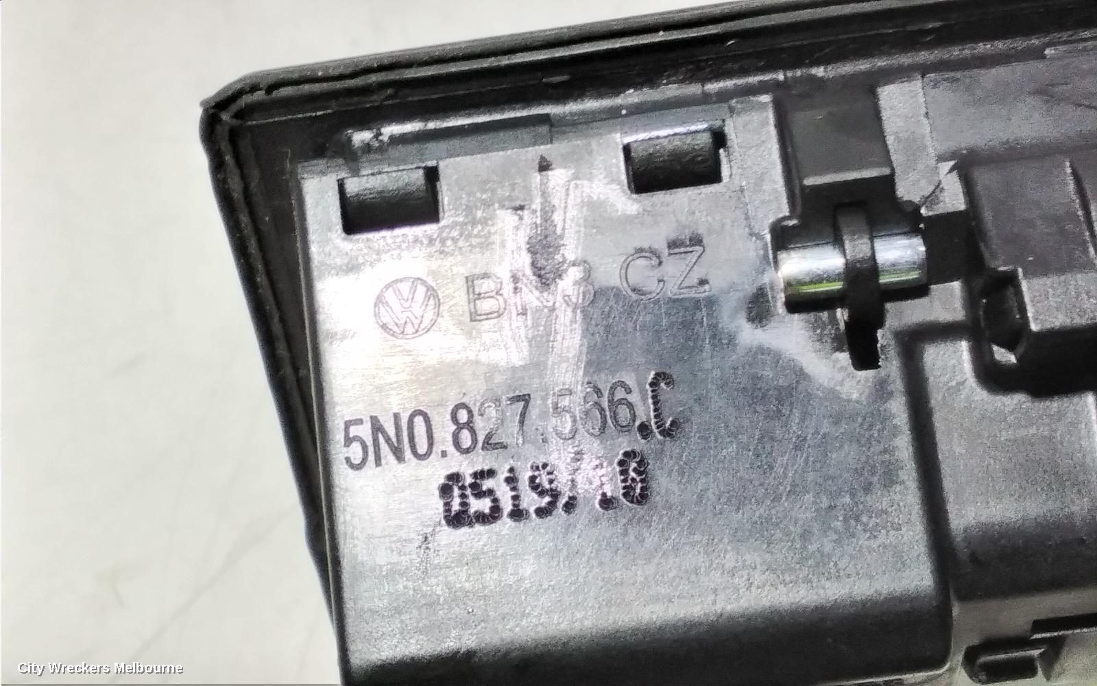 AUDI Q5 REVERSE CAMERA, REVERSE CAMERA, 8R, 12/2008 - 01/2017