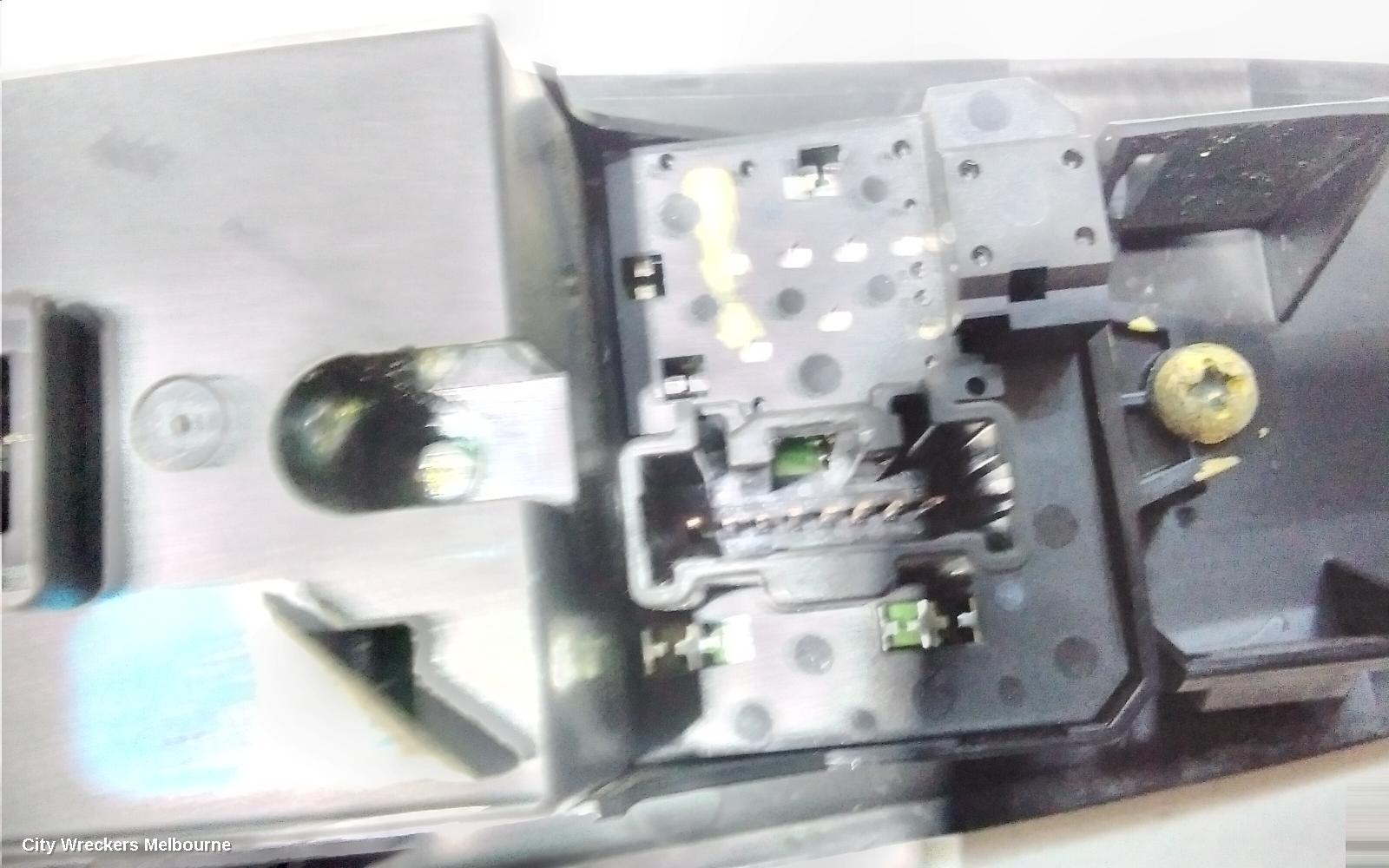 MAZDA CX7 PWR DR WIND SWITCH, RH FRONT (MASTER SWITCH), BLACK, ER, 10/2009 - 02/2012