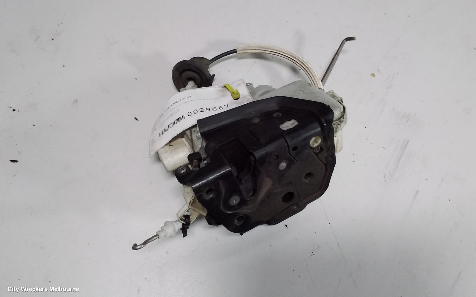 AUDI A6 DOOR/BOOT/GATE LOCK, RIGHT FRONT DOOR LOCK, C6/4F, SEDAN/WAGON, 11/2004 - 06/2011