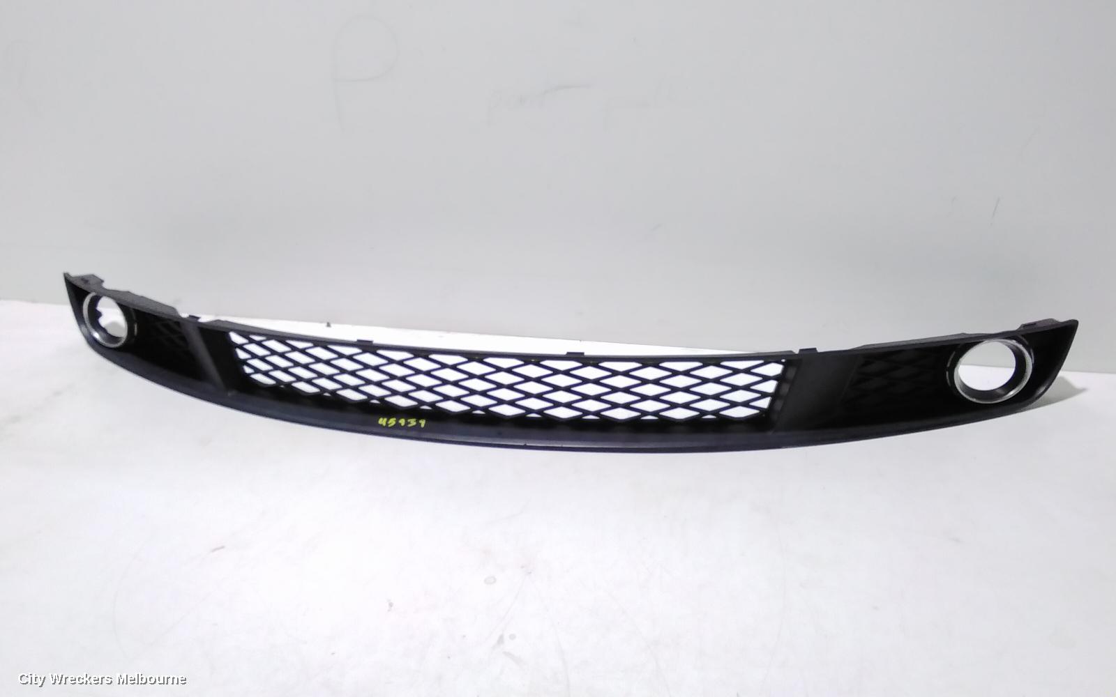 HOLDEN COMMODORE GRILLE, BUMPER GRILLE (CENTRE), VE, 08/2006 - 08/2010