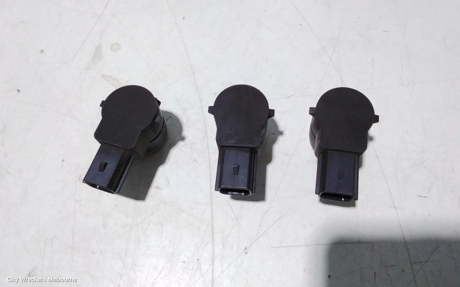 HOLDEN COMMODORE, VE, 08/2006 - 05/2013, CRUSH SENSOR  3 PICES: 95600