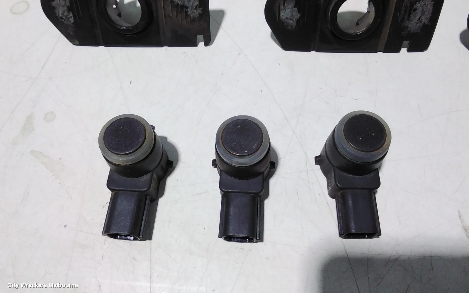 HOLDEN COMMODORE, VE, 08/2006 - 05/2013, CRUSH SENSOR  3 PICES: 95600
