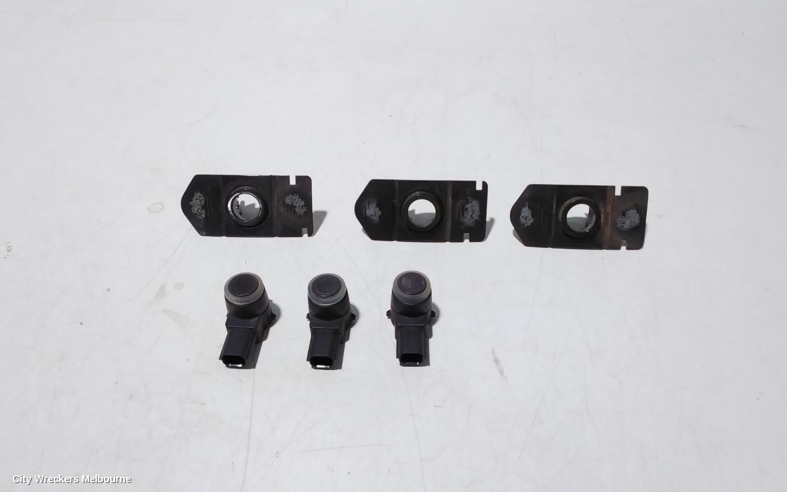 HOLDEN COMMODORE, VE, 08/2006 - 05/2013, CRUSH SENSOR  3 PICES: 95600