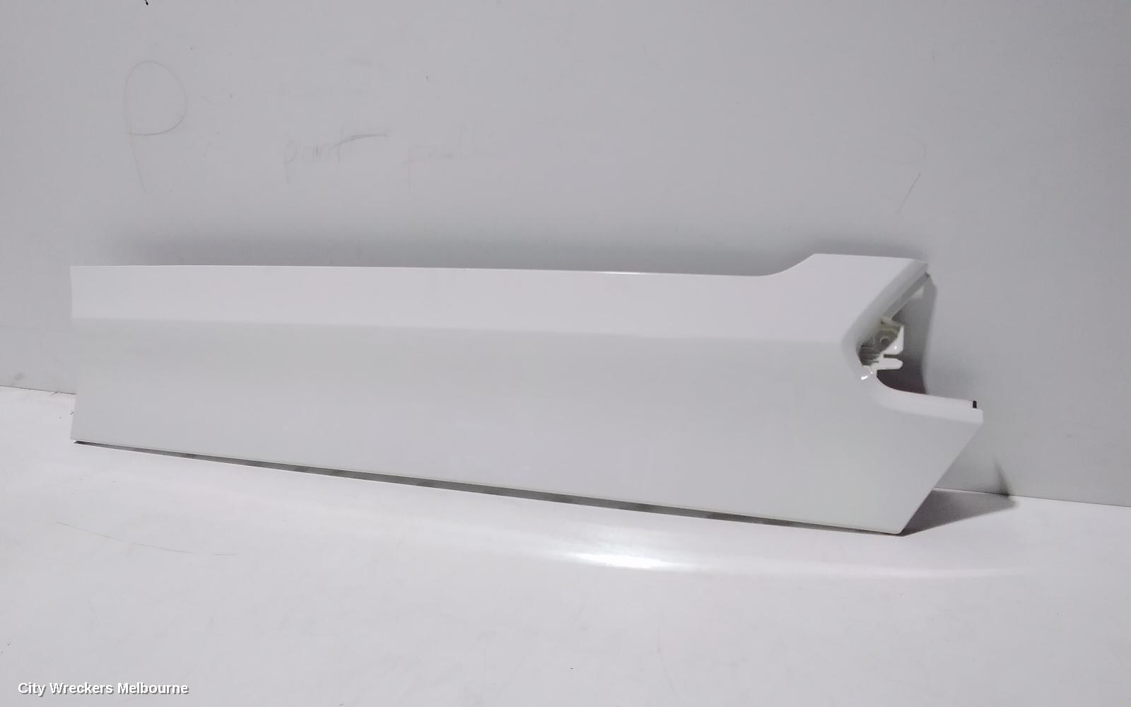 KIA CARNIVAL/GRAND CARNIVAL DOOR MOULD, RHR BODY MOULD: 95628, YP, 01/2015 - 10/2020